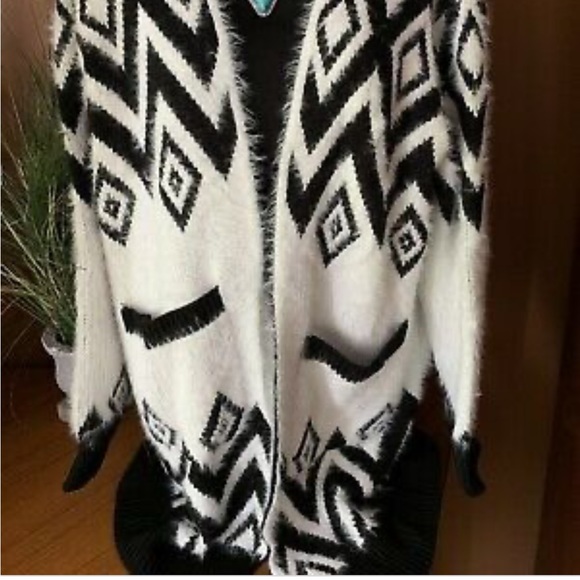 #36 2 LEFT!CLOSEOUT SALE! New Aztec Cardigan Sweater Coat - Picture 8 of 11